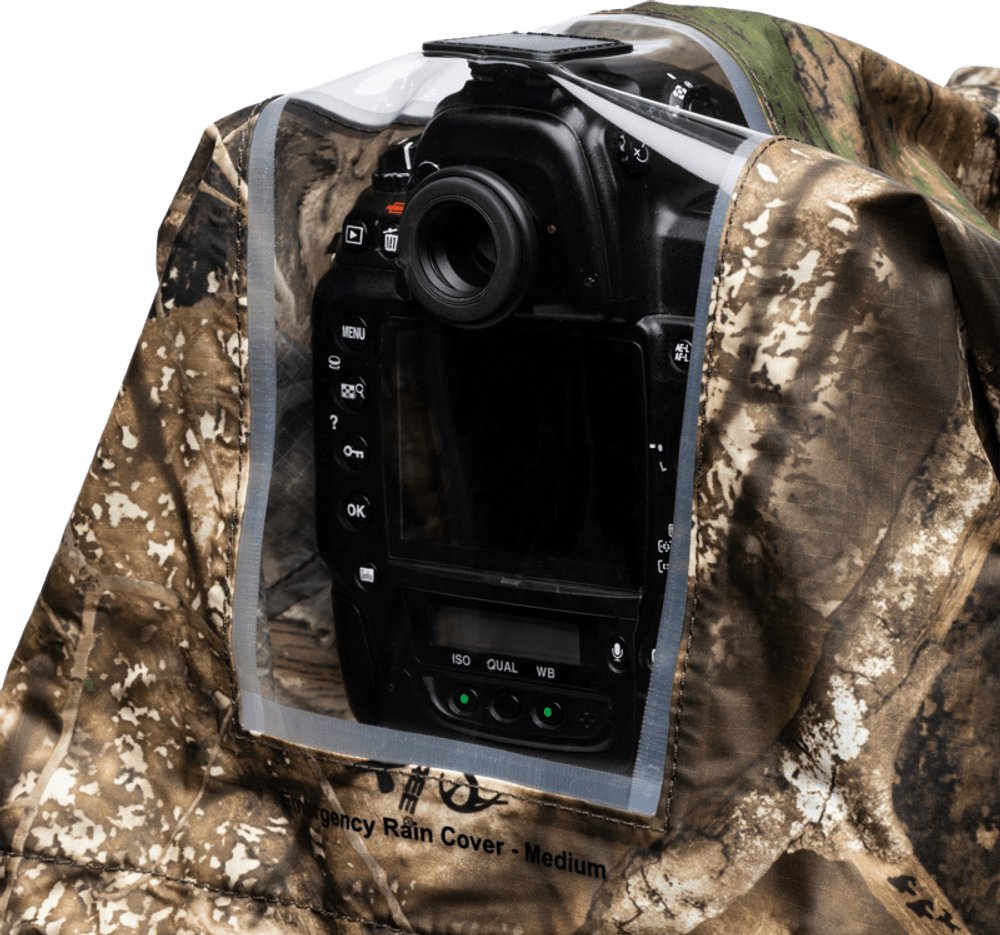 Think Tank Emergency Rain Cover I RealTree APX Camo (Medium)