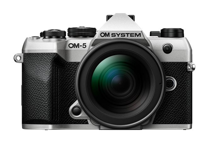 Hovedbilde OM System OM-5 Mark II 12-45mm F4.0 PRO Kit Sølv