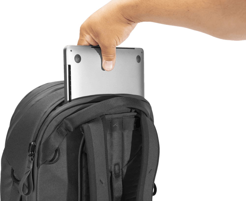 Peak Design Travel Backpack 30L // Black