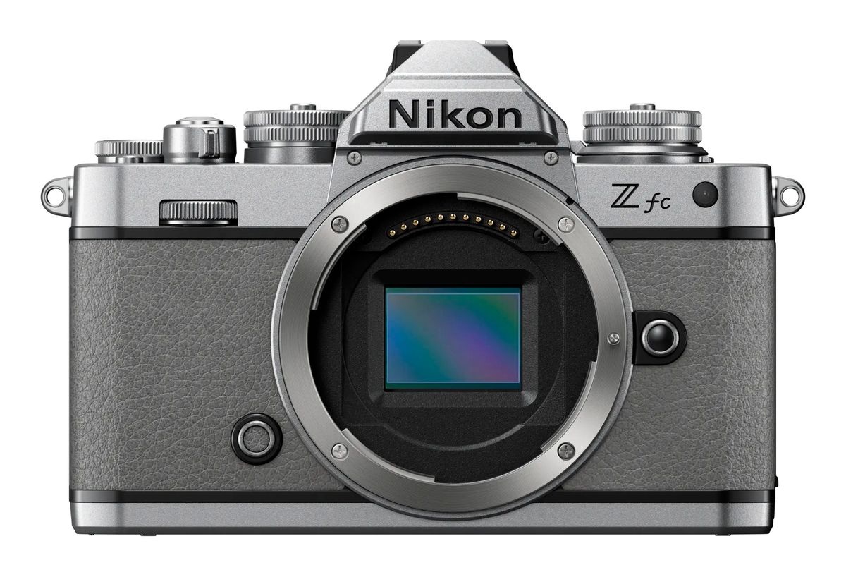 Nikon Z fc Natural Grey Brukt